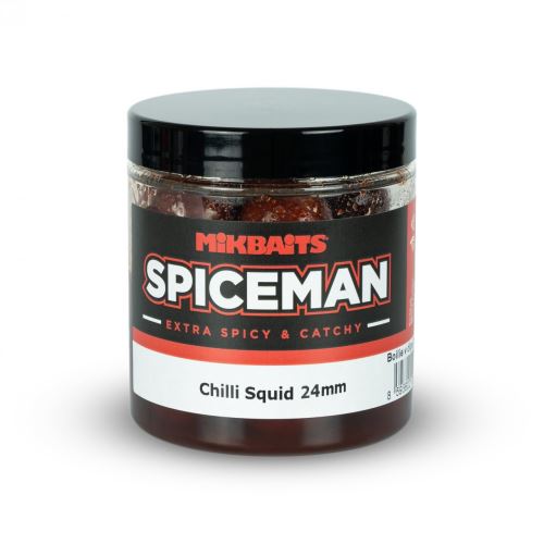 Mikbaits Boilies v dipu Spiceman Chilli Squid 250ml