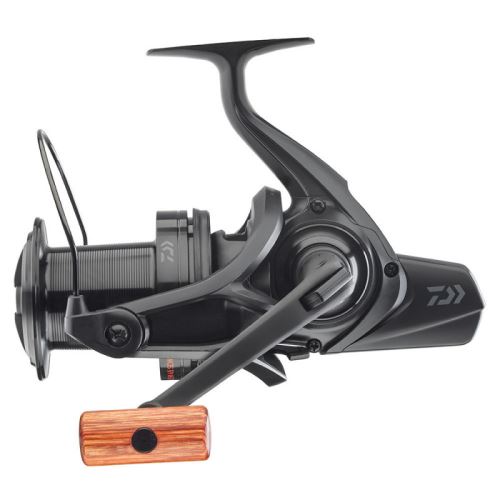 Daiwa Naviják 21 Emblem 45 SCW QD SD